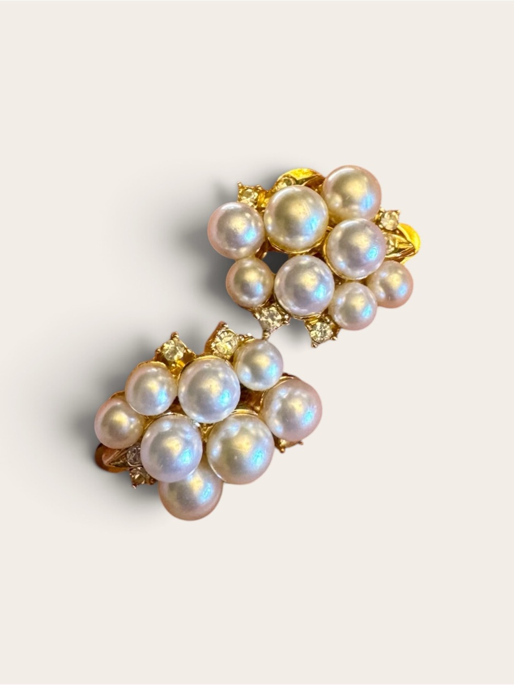 Vintage 1980s Signed EVCO Faux Pearl & Rhinestone Cluster Clip-on Earrings